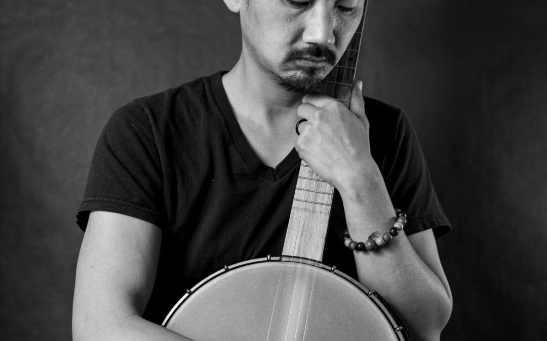 Stevan Michaels wins Pisgah Banjo raffle